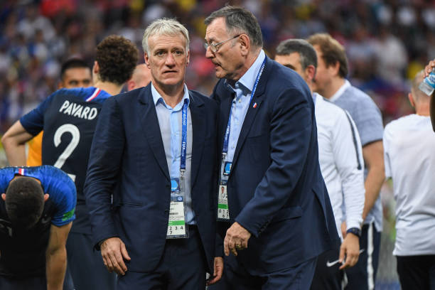 让对方门将 让对方门将