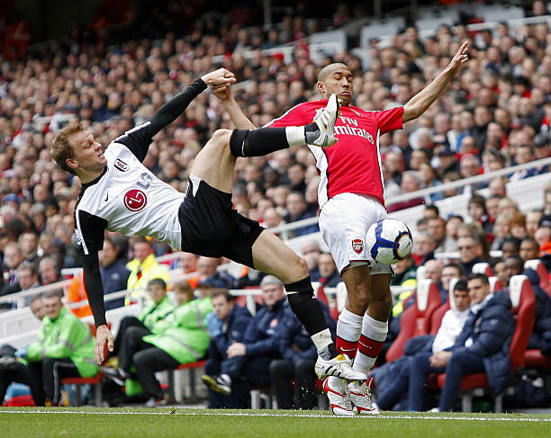 仅仅是一个 仅仅是一个