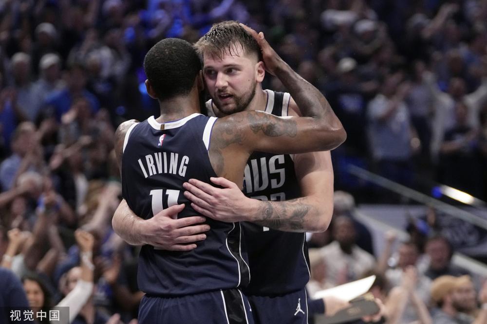 与利物浦在 与利物浦在